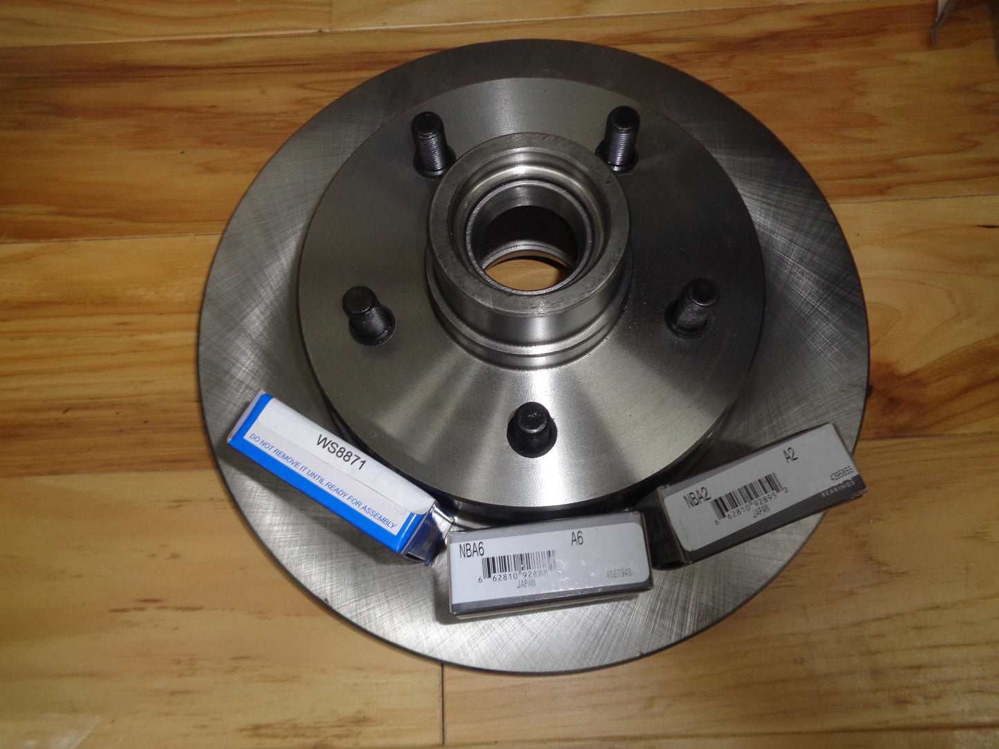 New Truck Rotor with Bearings and Seal
