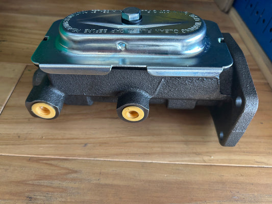 Avanti Style Dual Master Cylinder